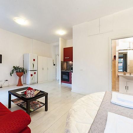 Luna Home Рим Экстерьер фото