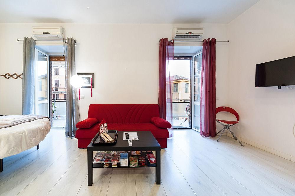 Luna Home Рим Экстерьер фото