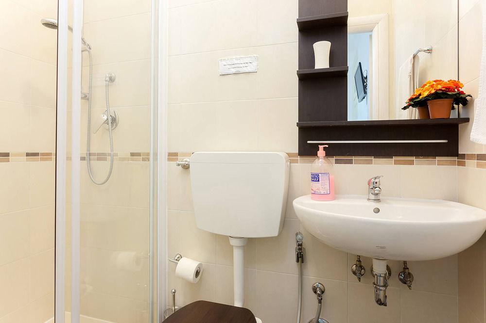 Luna Home Рим Экстерьер фото